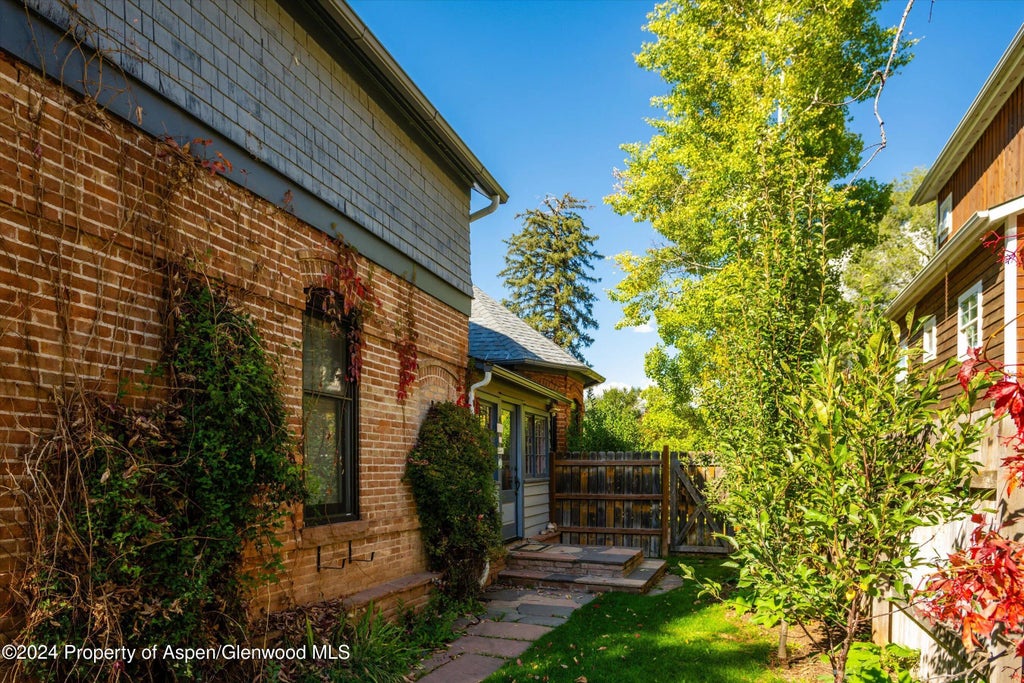 21 of 24 - 156 Garfield Avenue, Carbondale, CO