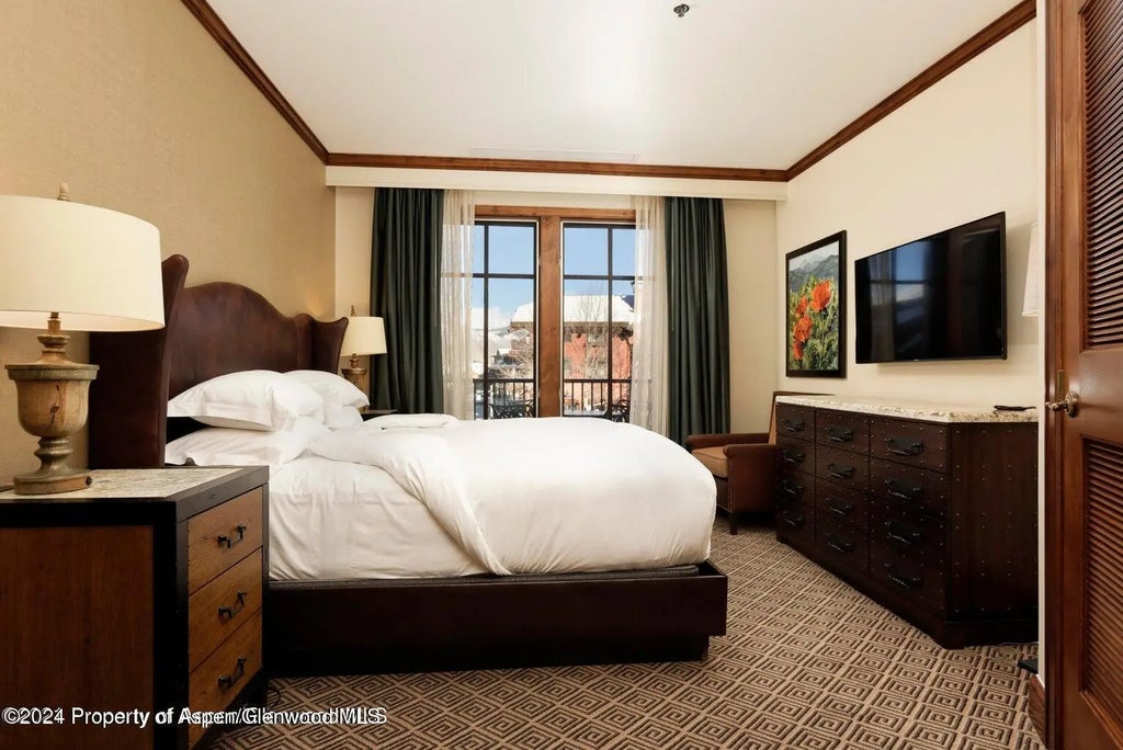 5 of 29 - 75 Prospector Road 8406-10, Aspen, CO