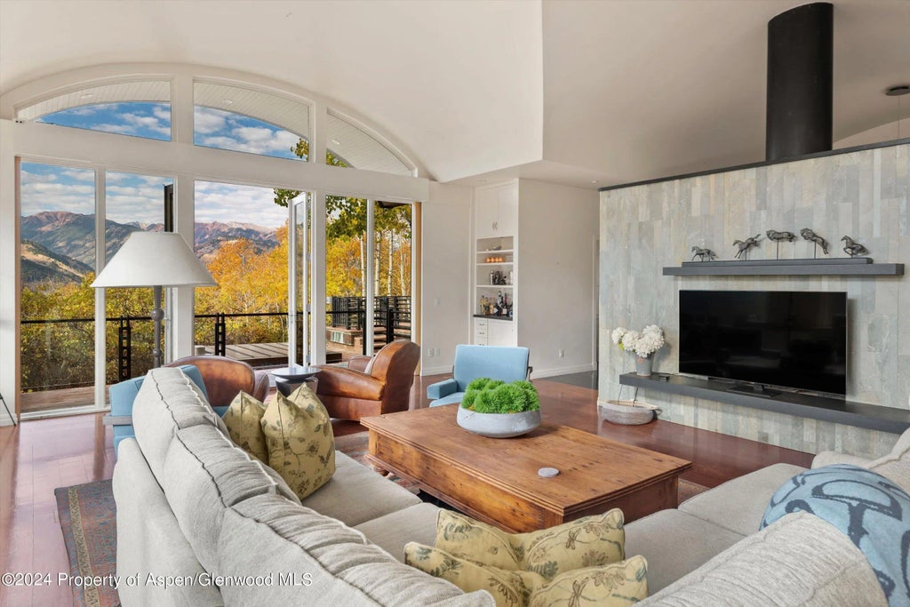 6 of 23 - 746 Hunter Creek Road, Aspen, CO