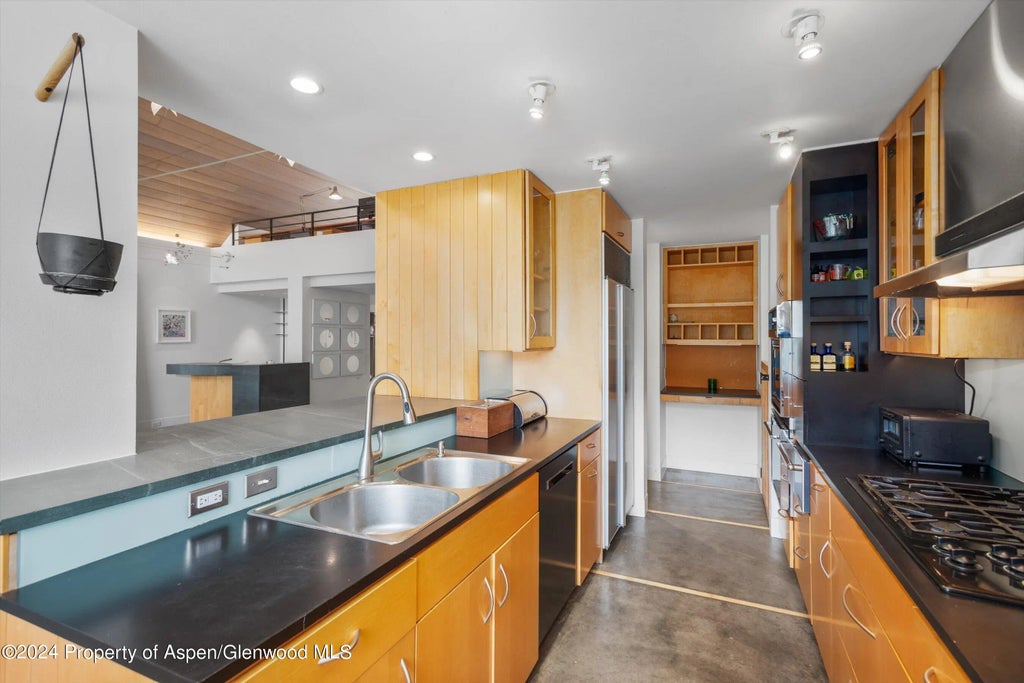 16 of 65 - 1270 Mountain View Drive, Aspen, CO