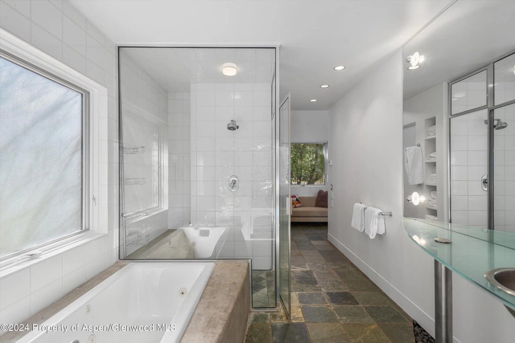 21 of 65 - 1270 Mountain View Drive, Aspen, CO