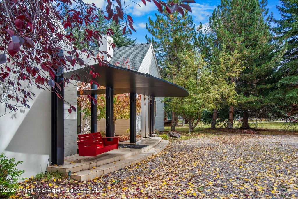 37 of 65 - 1270 Mountain View Drive, Aspen, CO
