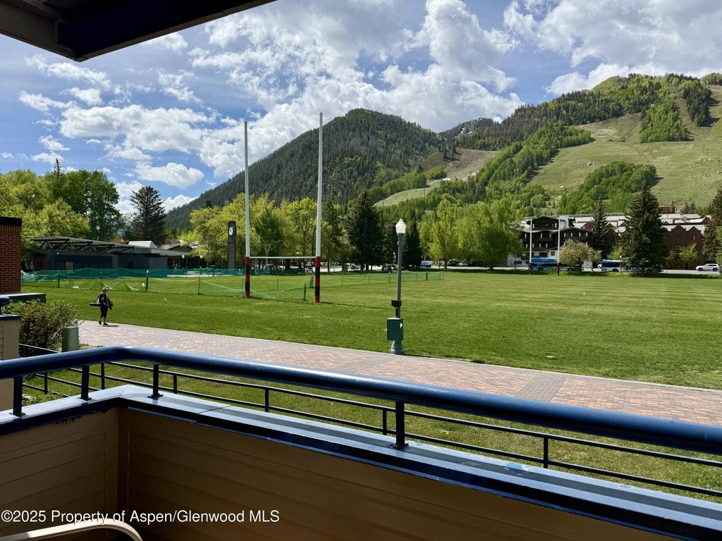 2 of 16 - 301 E Hyman Avenue #205 (wks 21,22,38), Aspen, CO