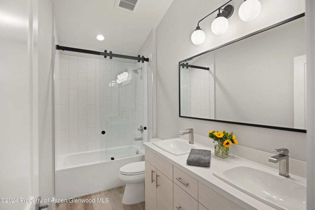 10 of 27 - 1721 Ripple Lane, Glenwood Springs, CO