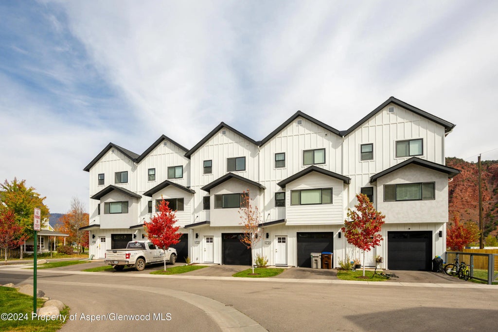 24 of 27 - 1721 Ripple Lane, Glenwood Springs, CO