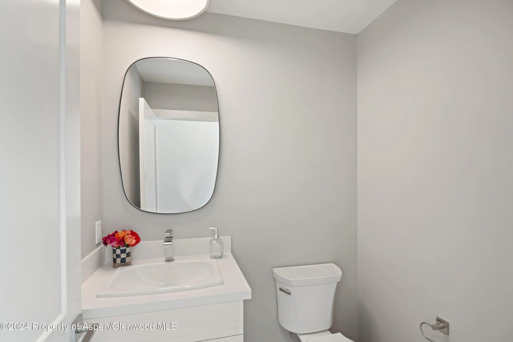 5 of 27 - 1721 Ripple Lane, Glenwood Springs, CO