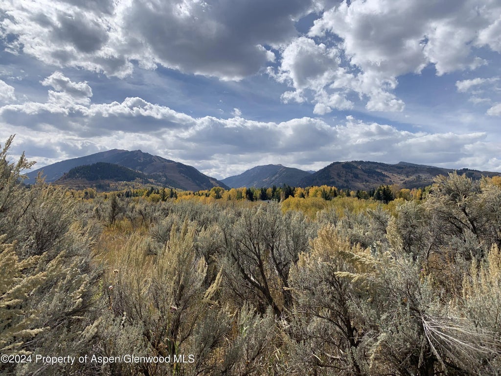 31 of 35 - 300 Little Elk Creek Avenue, Snowmass, CO