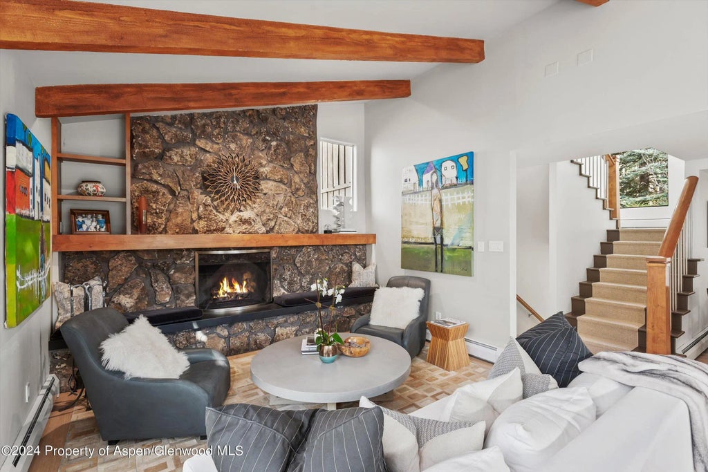 10 of 39 - 262 Eastwood Drive, Aspen, CO