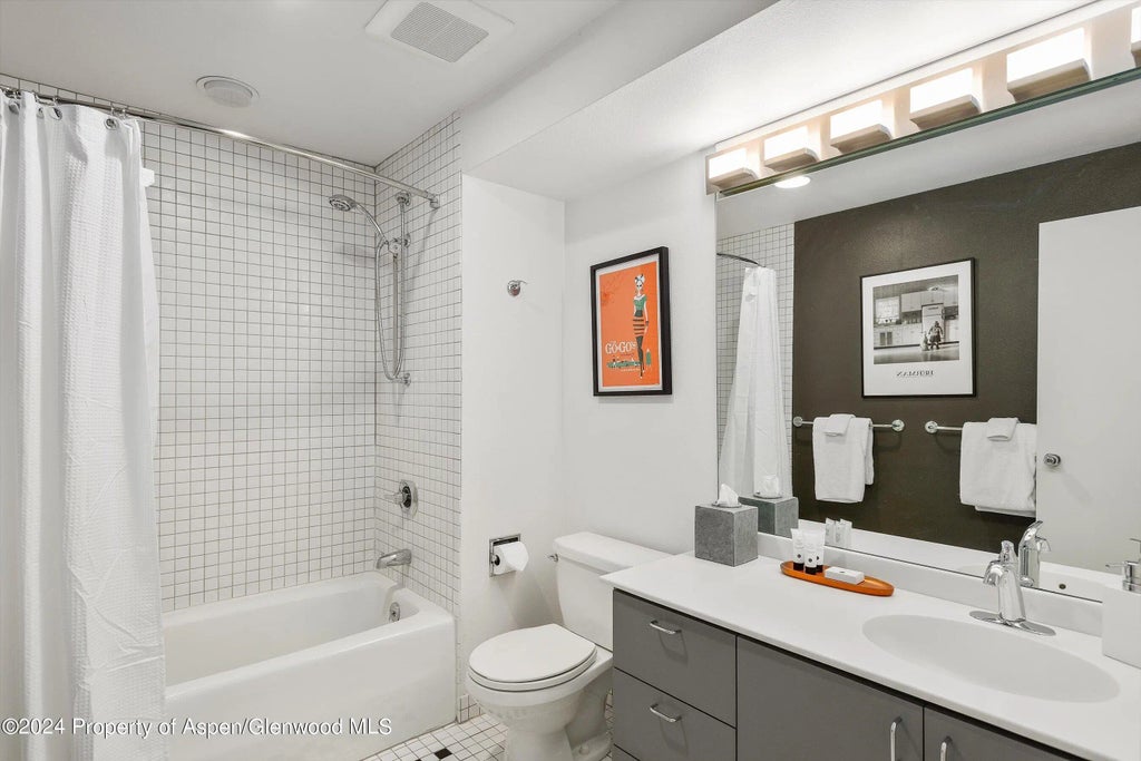 32 of 39 - 262 Eastwood Drive, Aspen, CO