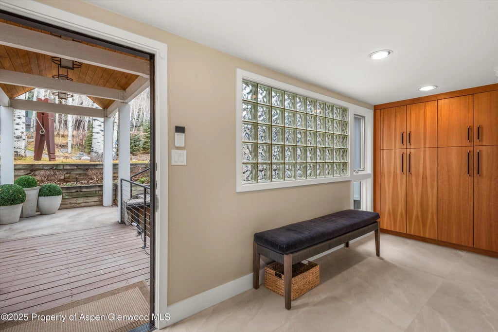 6 of 46 - 262 Eastwood Drive, Aspen, CO