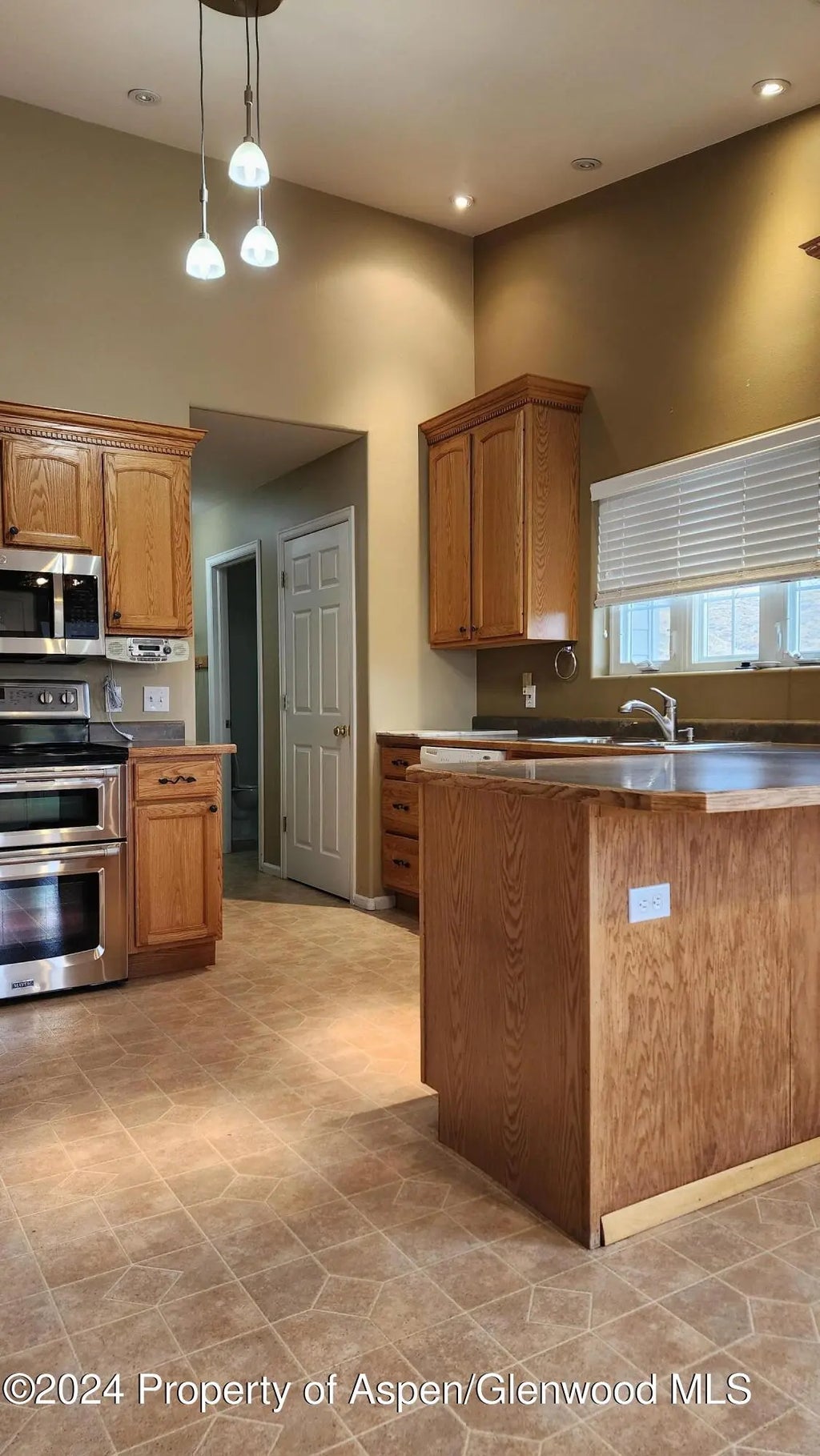 13 of 79 - 1290 Alta Vista Drive, Craig, CO