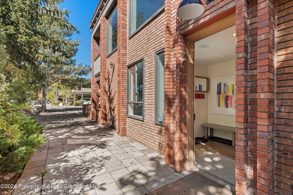 19 of 32 - 450 S Original Street 5&10, Aspen, CO