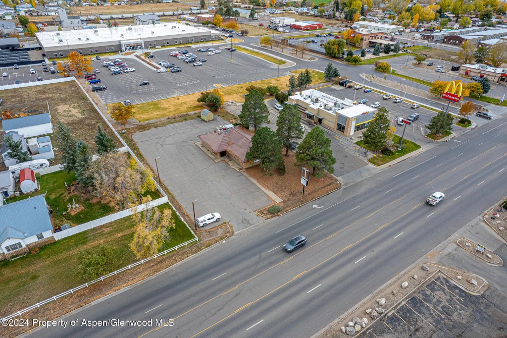 7 of 20 - 1070 W Victory Way, Craig, CO