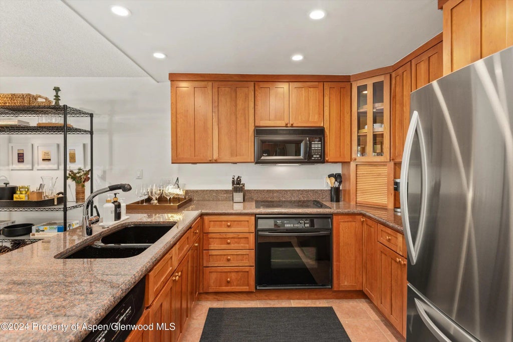 4 of 12 - 205 E Durant Avenue 1c, Aspen, CO