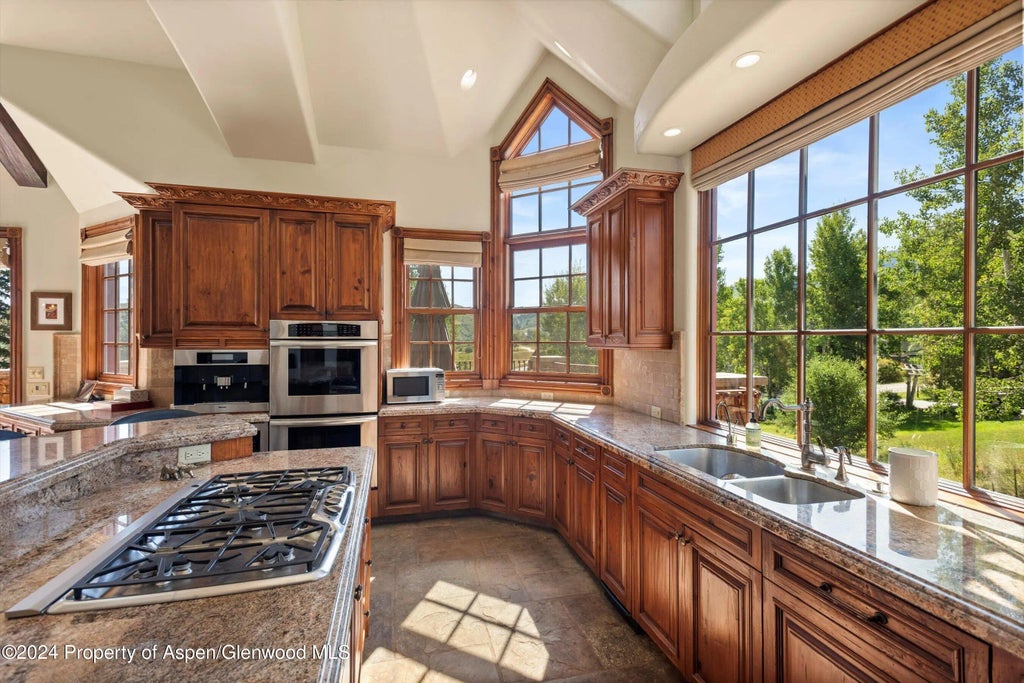 6 of 48 - 71 Meadow Road, Snowmass Village, CO