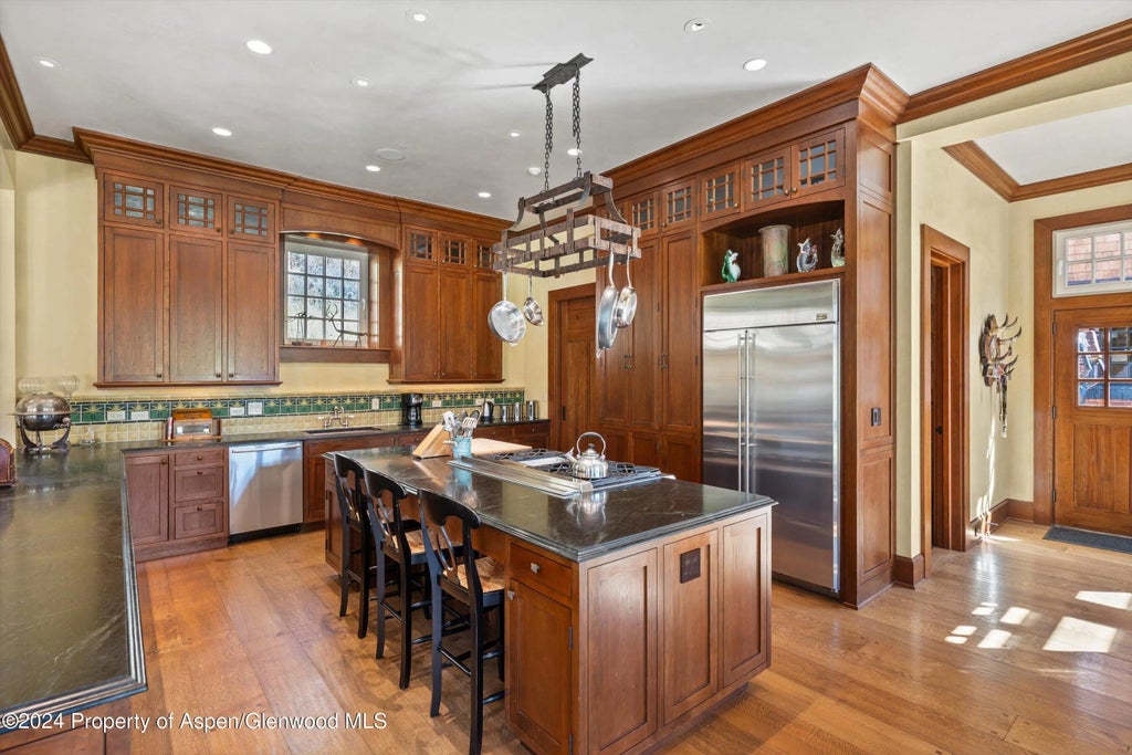 9 of 37 - 200 Jalanda Lane, Aspen, CO
