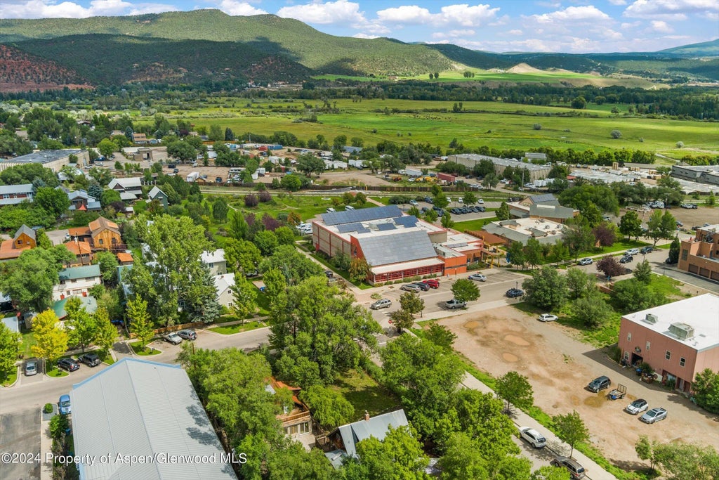 10 of 24 - 610 Colorado Avenue, Carbondale, CO