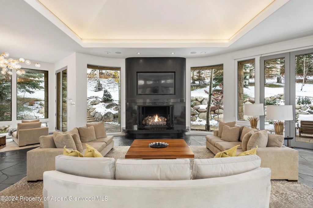 1 of 44 - 189 Aspen Way, Snowmass Village, CO