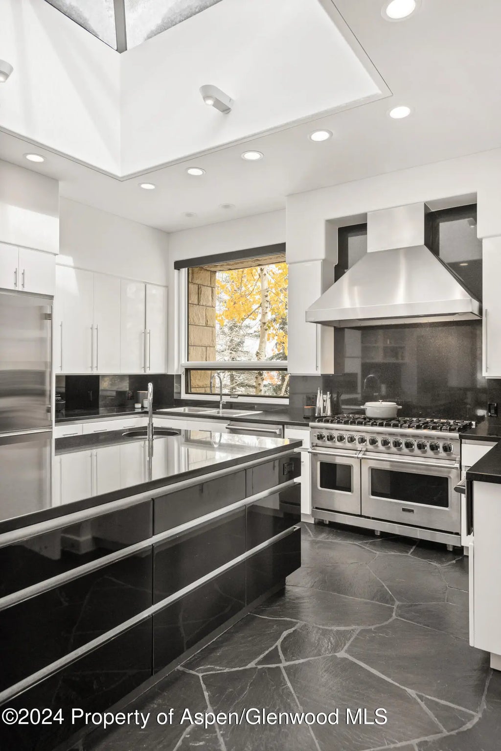 16 of 44 - 189 Aspen Way, Snowmass Village, CO