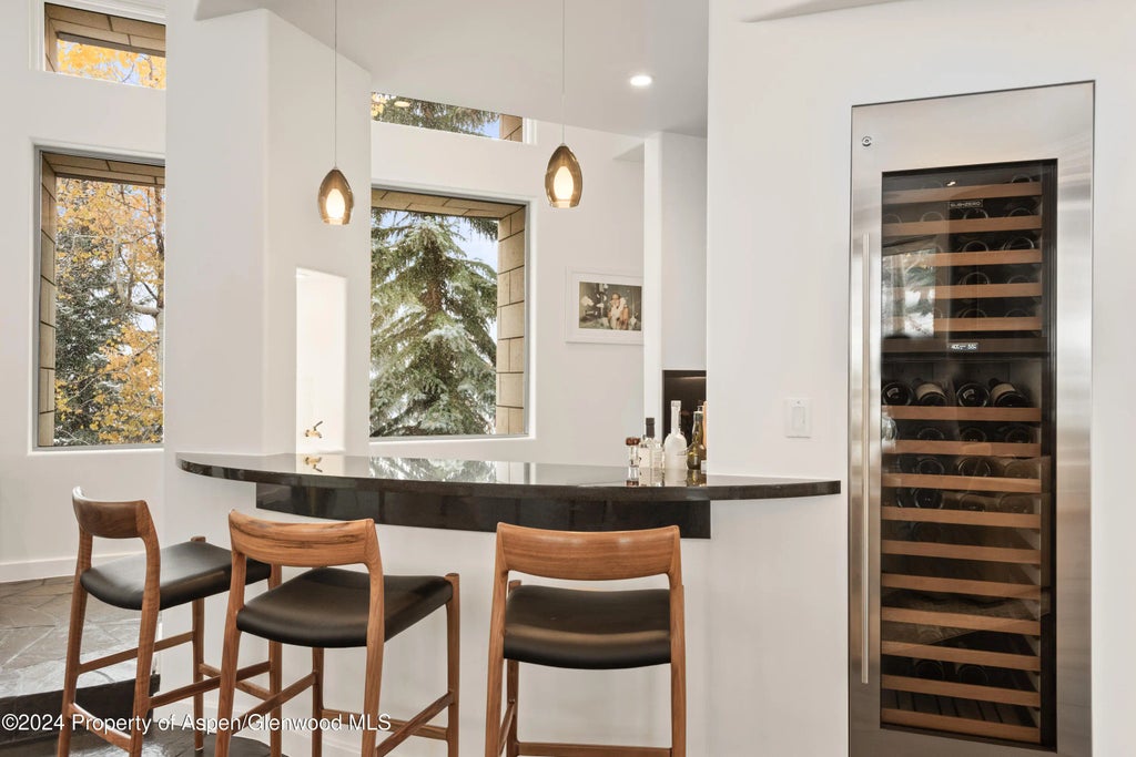 9 of 44 - 189 Aspen Way, Snowmass Village, CO