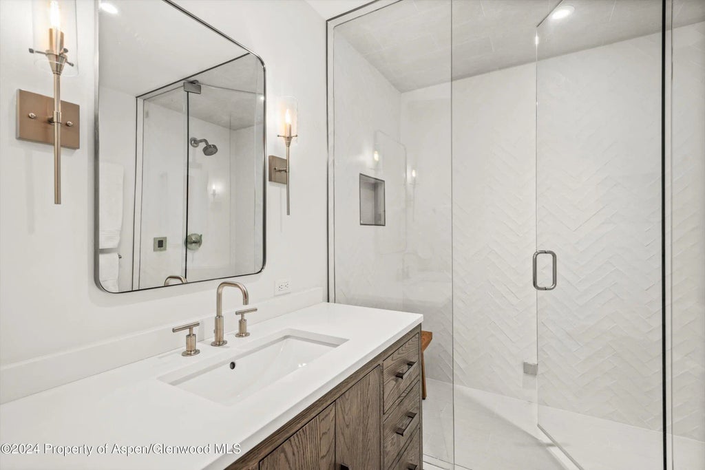 28 of 38 - 124 Harleston Green Road 45, Snowmass Village, CO