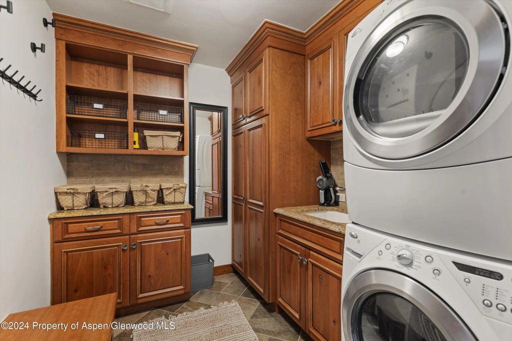 36 of 38 - 124 Harleston Green Road 45, Snowmass Village, CO