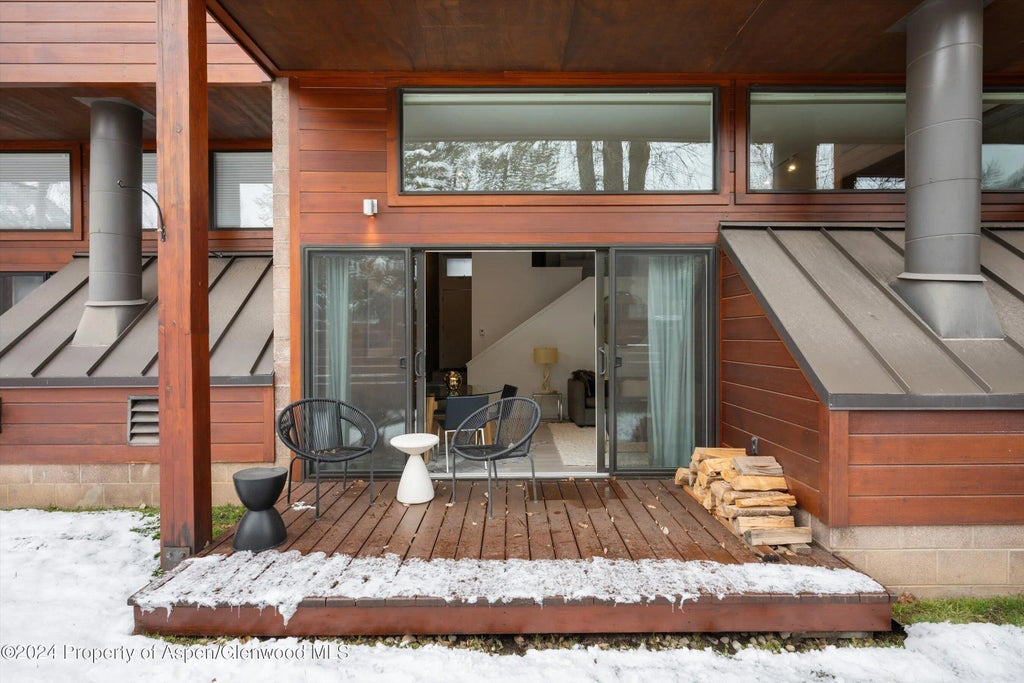 15 of 21 - 311 S Aspen Street 2, Aspen, CO
