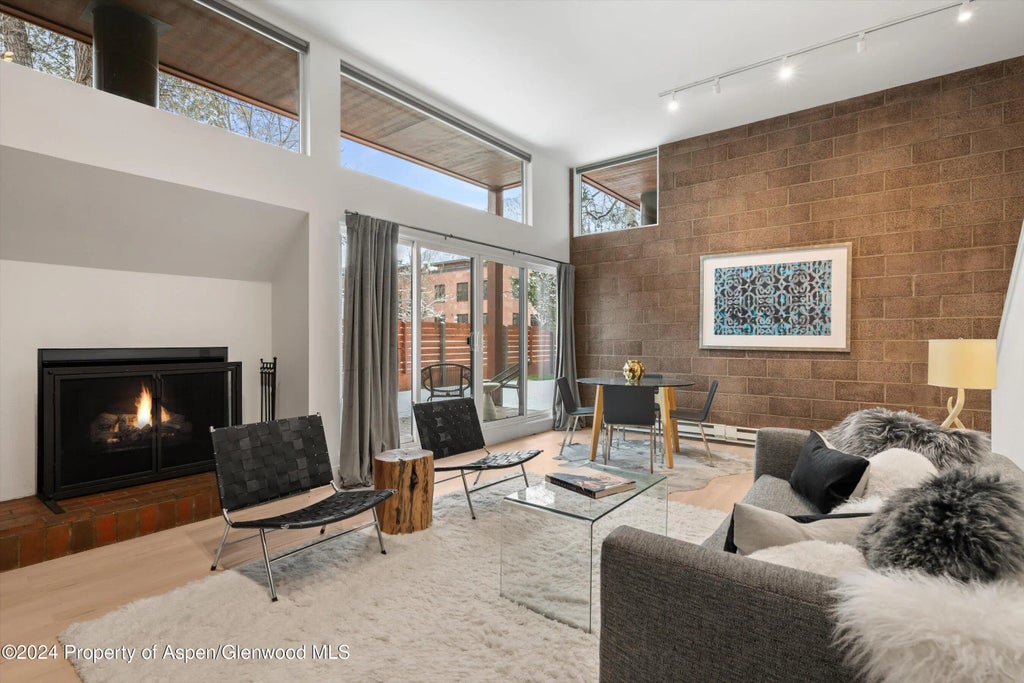 2 of 21 - 311 S Aspen Street 2, Aspen, CO