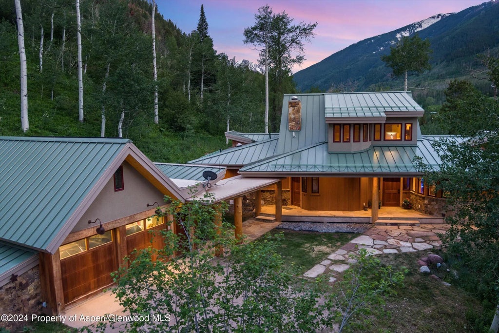 3 of 49 - 335 Hall Drive, Aspen, CO