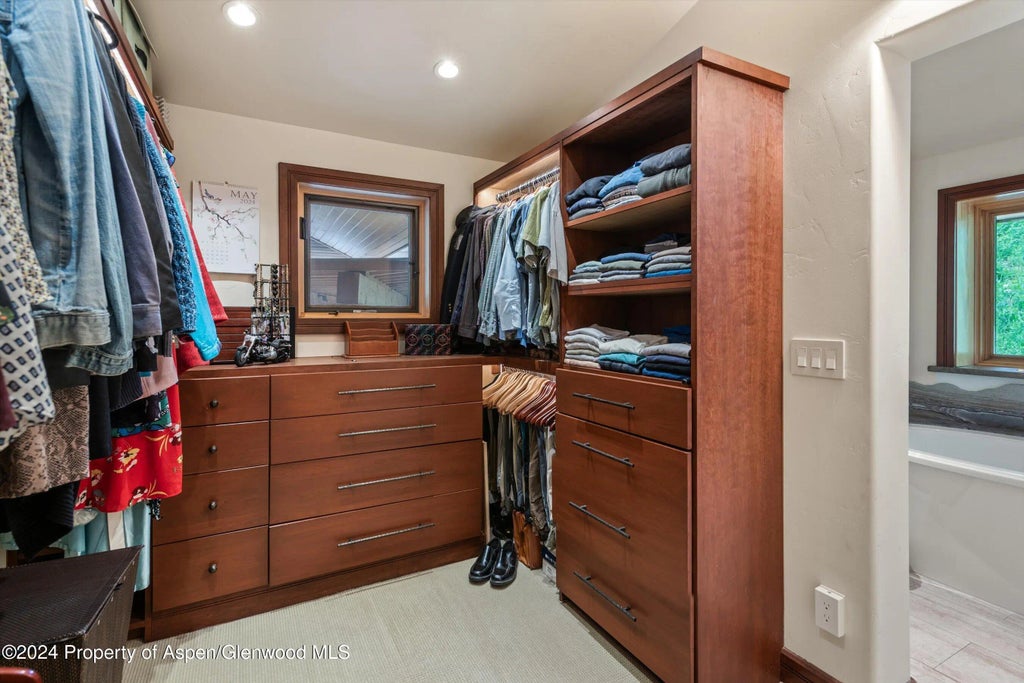 36 of 49 - 335 Hall Drive, Aspen, CO