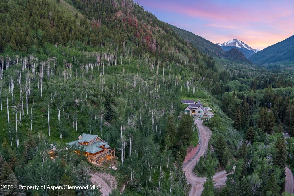 7 of 49 - 335 Hall Drive, Aspen, CO