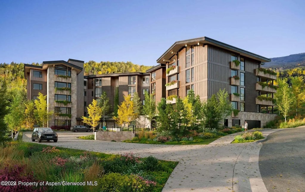 19 of 43 - 180 Wood Road 404, Snowmass Village, CO