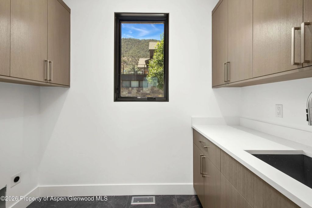 41 of 62 - 589 Saddleback Road, Carbondale, CO