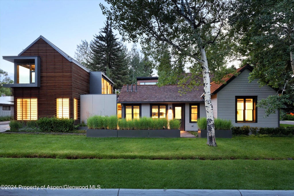 1 of 27 - 605 W Bleeker Street, Aspen, CO