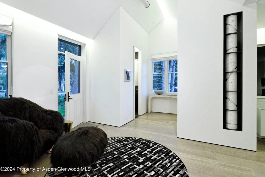 12 of 27 - 605 W Bleeker Street, Aspen, CO