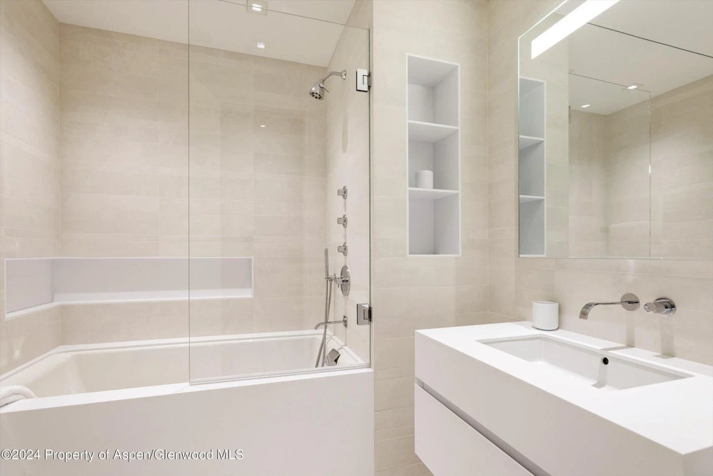 21 of 27 - 605 W Bleeker Street, Aspen, CO