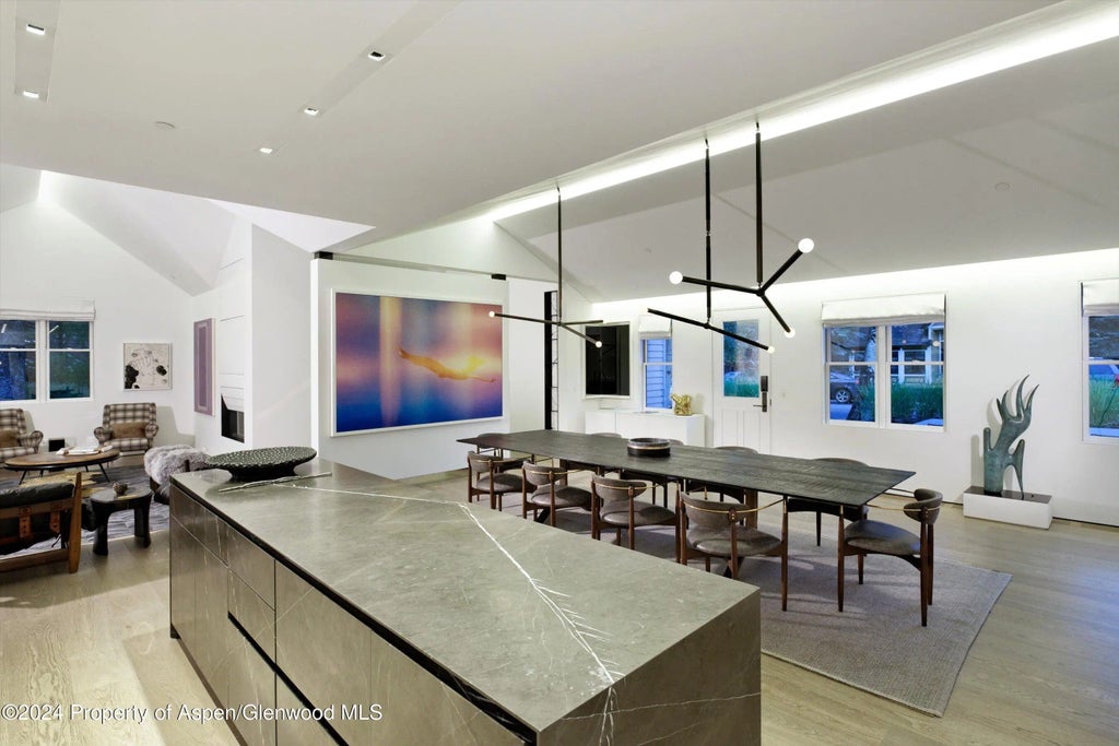 4 of 27 - 605 W Bleeker Street, Aspen, CO