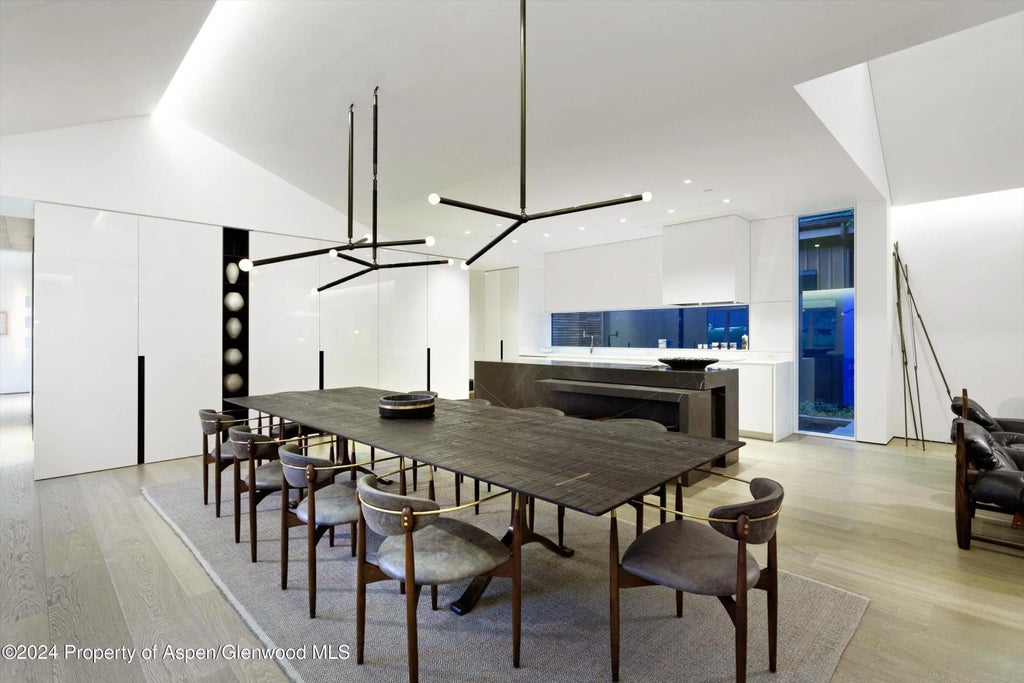 8 of 27 - 605 W Bleeker Street, Aspen, CO