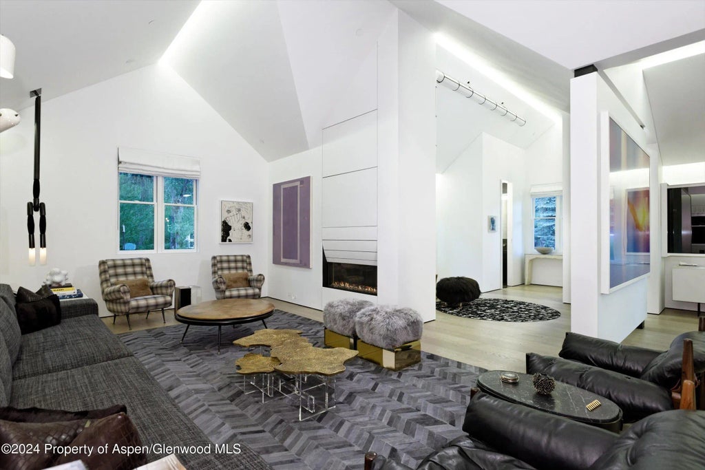 9 of 27 - 605 W Bleeker Street, Aspen, CO