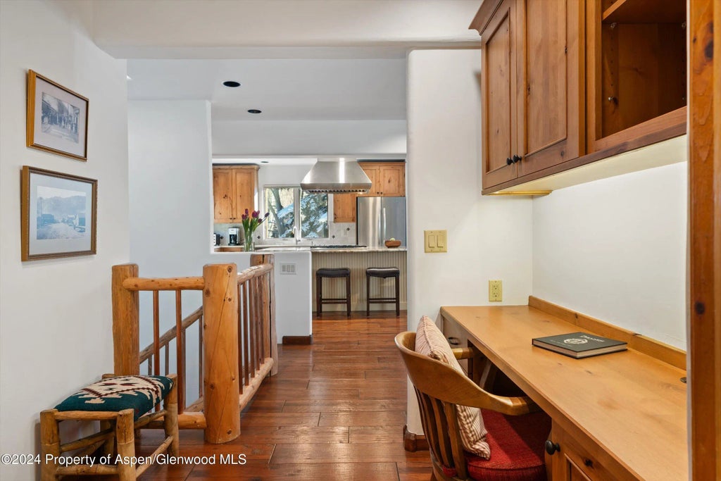 24 of 47 - 825 Cemetery Lane 2, Aspen, CO