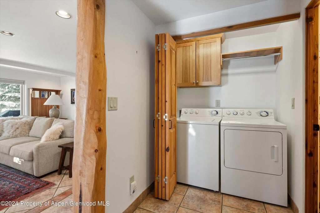 36 of 47 - 825 Cemetery Lane 2, Aspen, CO