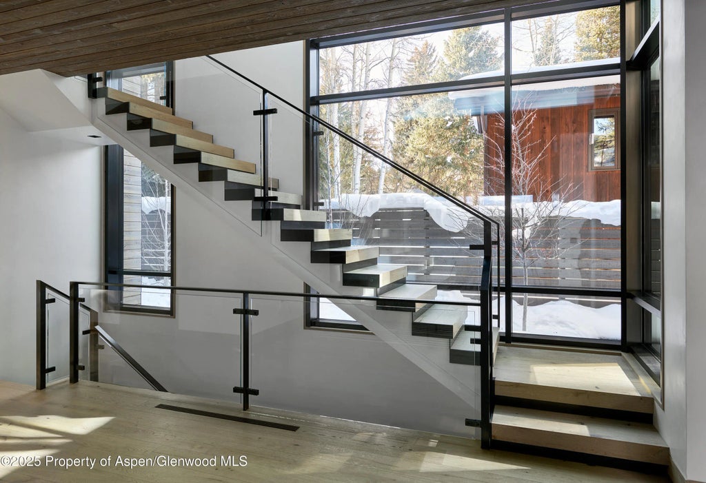 18 of 45 - 411 Pearl Court, Aspen, CO