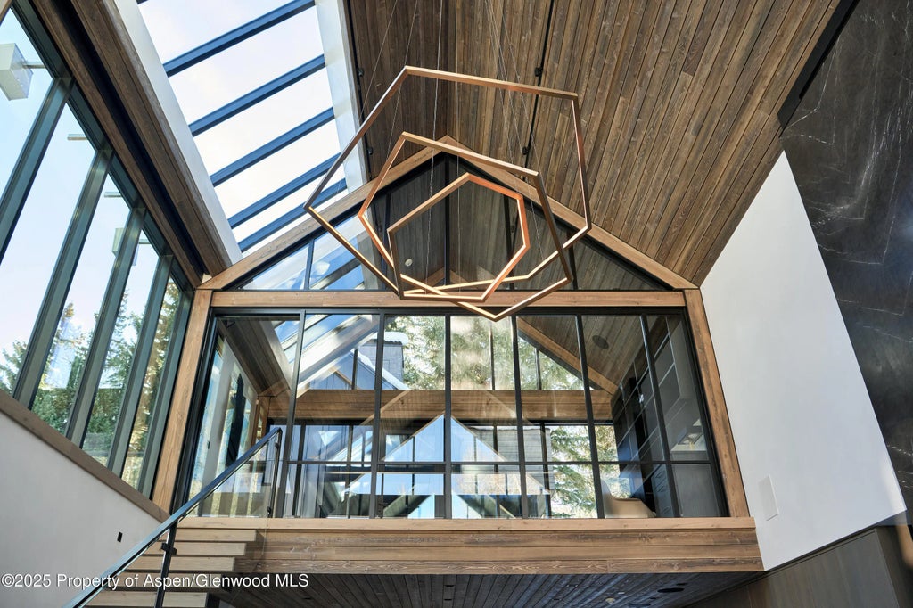 9 of 45 - 411 Pearl Court, Aspen, CO