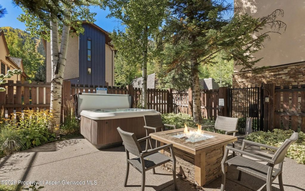 14 of 15 - 119 E Cooper Avenue 26, Aspen, CO