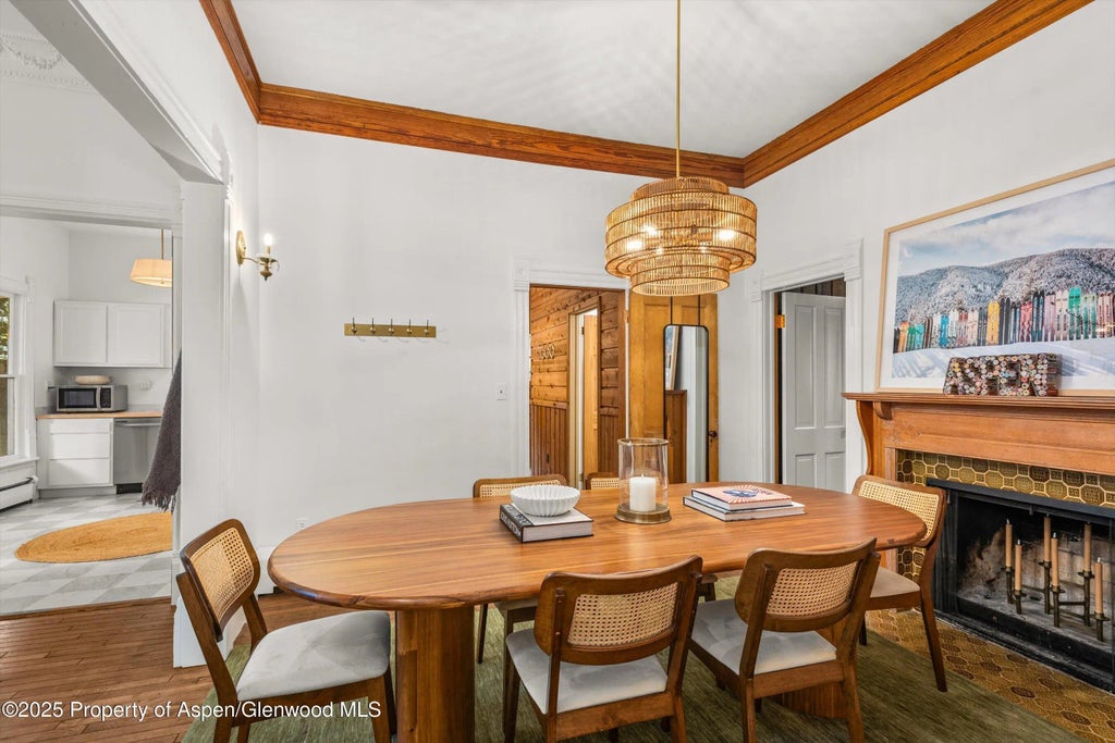 11 of 42 - 406 W Smuggler Street, Aspen, CO