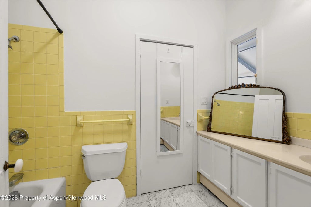 26 of 38 - 406 W Smuggler Street, Aspen, CO