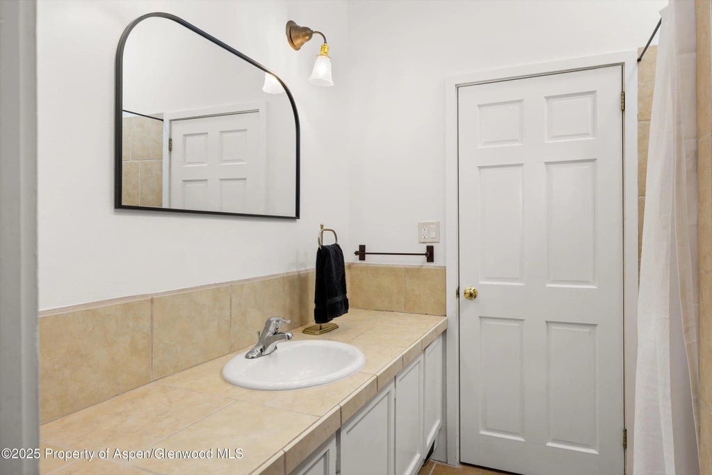 28 of 38 - 406 W Smuggler Street, Aspen, CO