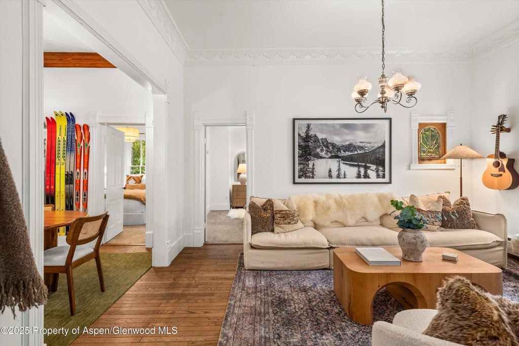 5 of 42 - 406 W Smuggler Street, Aspen, CO