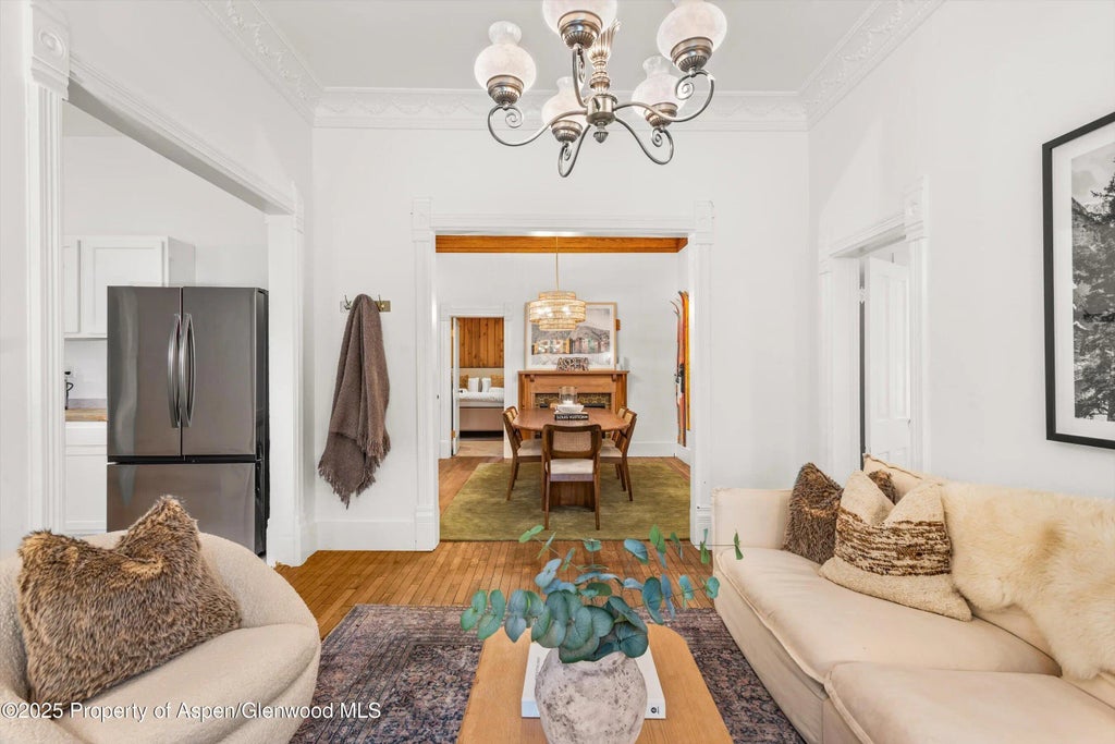 7 of 42 - 406 W Smuggler Street, Aspen, CO