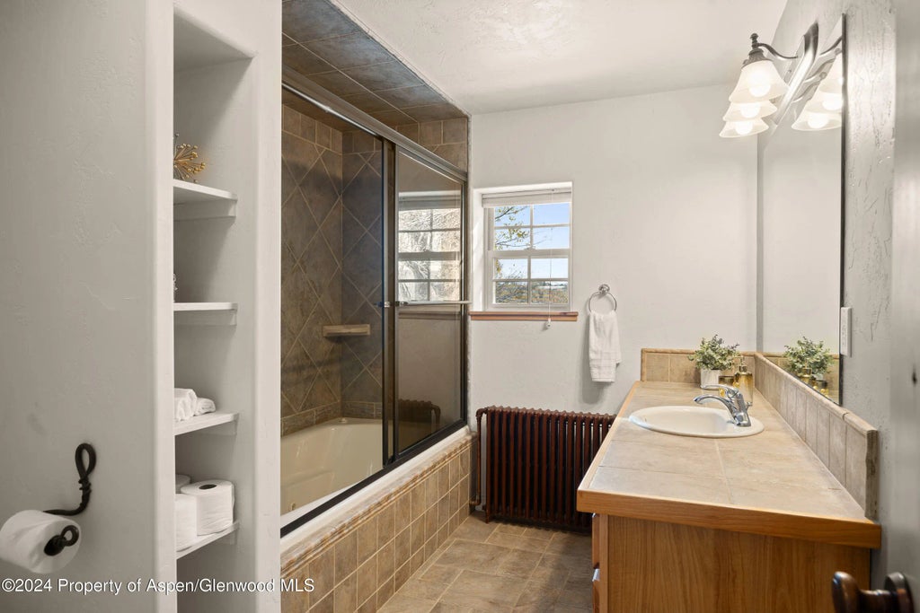 12 of 40 - 31053 Highway 6, Silt, CO